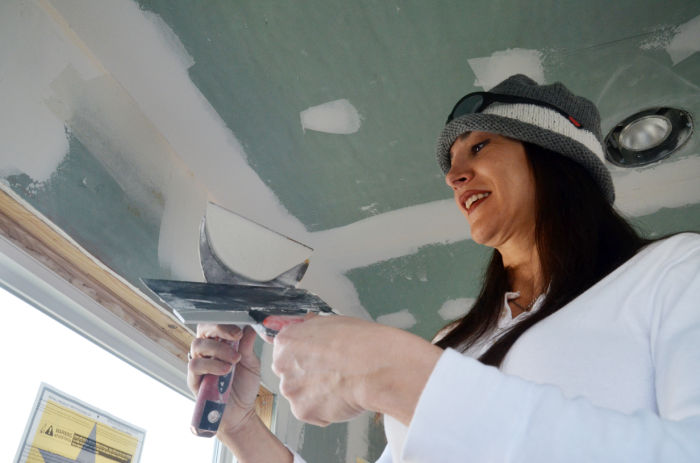 Helping Neighbors